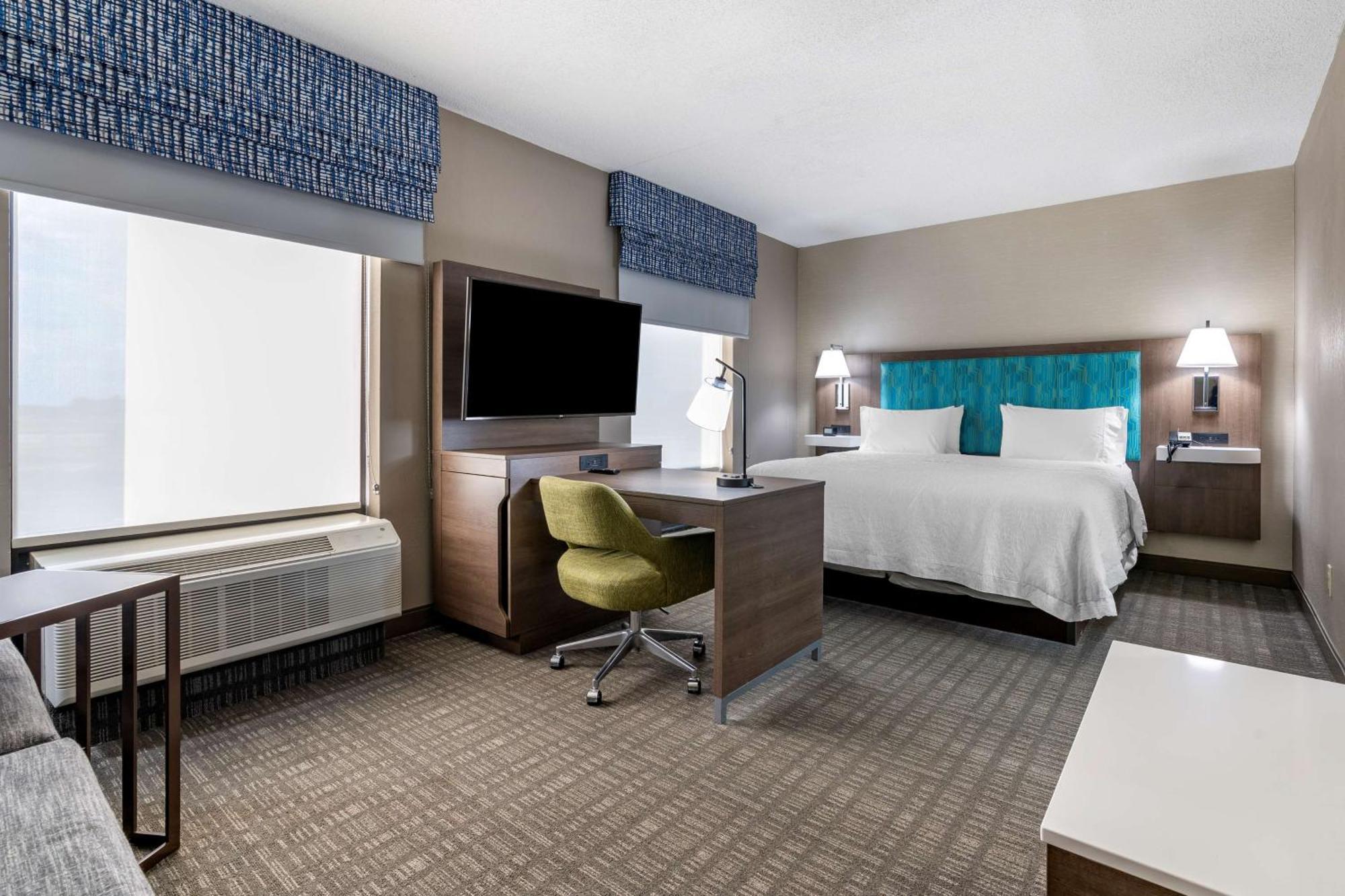 Hampton Inn & Suites Louisville East Ngoại thất bức ảnh